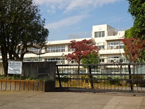 豊秋小学校の画像