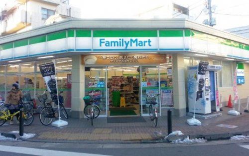 ファミリーマート 練馬富士見台店の画像