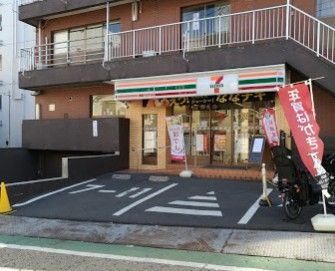 セブンイレブン新宿築地町店の画像