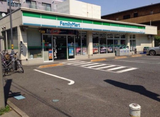 ファミリーマート板橋三園店の画像