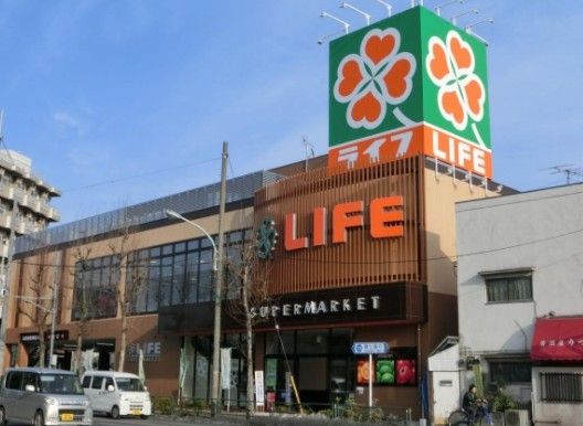 ライフ 新桜台駅前店の画像