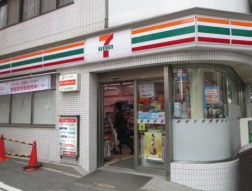 セブン-イレブン新橋第一京浜店の画像