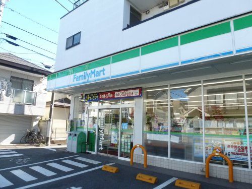 ファミリーマート 西荻女子大通り店の画像