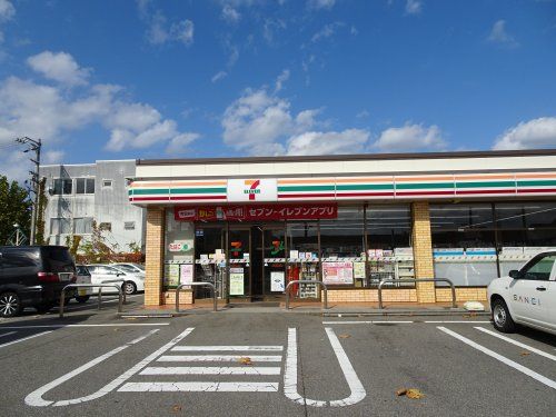 セブンイレブン 富山西大泉店の画像
