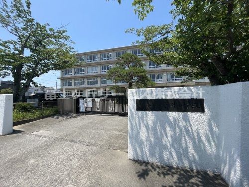 芳川小学校の画像