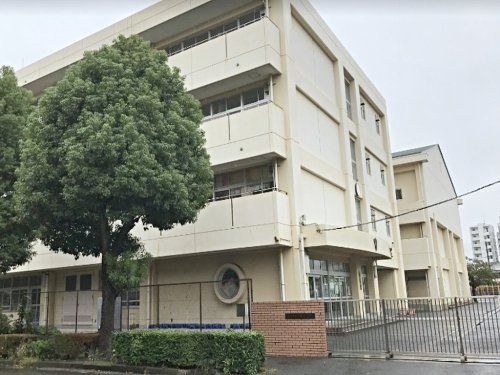 横浜市立下野谷小学校の画像