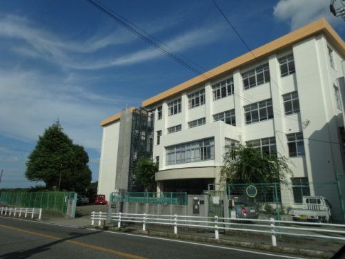 神戸市立八多中学校の画像