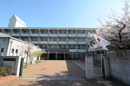 神戸市立鷹匠中学校の画像
