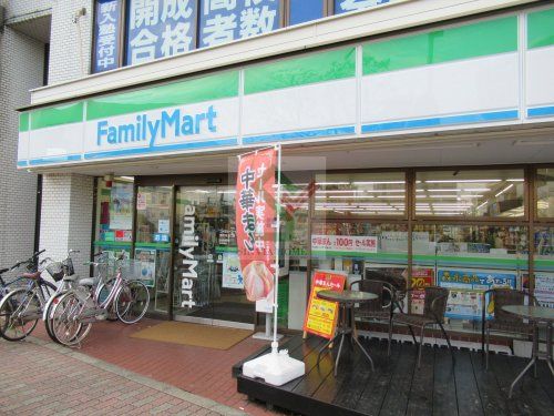 ファミリーマート東伏見北口店の画像