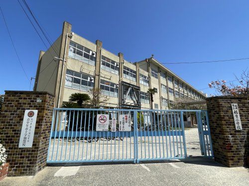 福岡市立福重小学校の画像