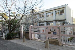 西舞子小学校の画像