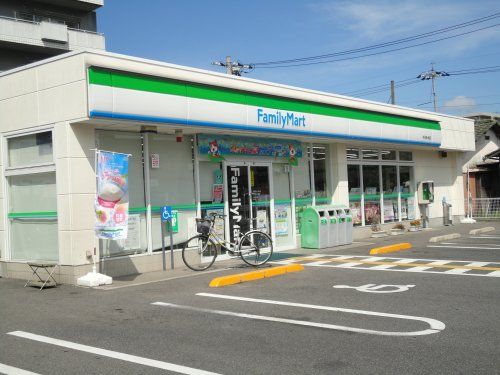 ファミリーマート　米子糀町店の画像