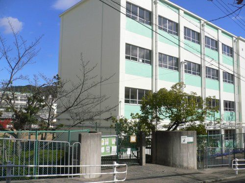 神戸市立渦が森小学校の画像