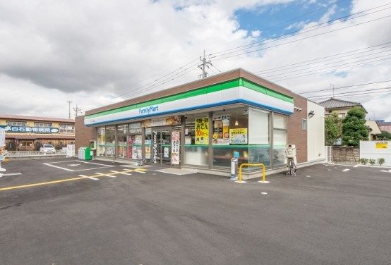 ファミリーマート 狭山けやき通り店の画像