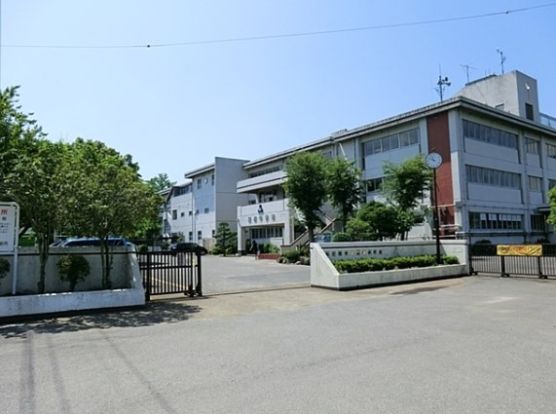春日部市立飯沼中学校の画像