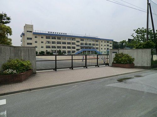 市川市立下貝塚中学校の画像