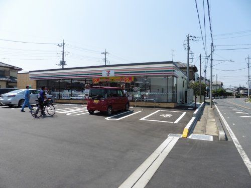 セブンイレブン 久喜菖蒲町三箇店の画像