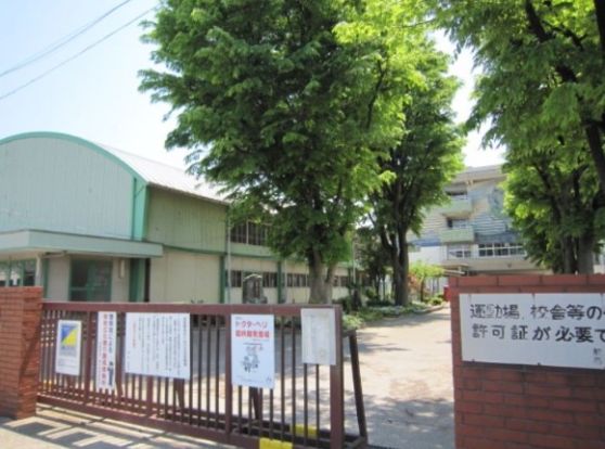 蕨市立中央小学校の画像