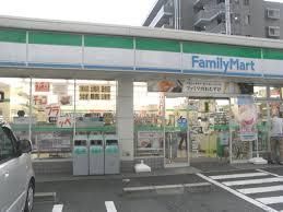 ファミリーマート 荒本北店の画像