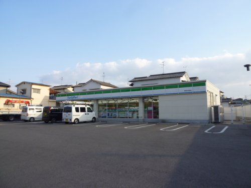 ファミリーマート 堺深井中町店の画像