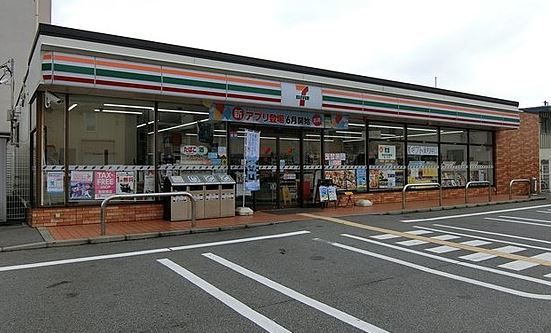 セブンイレブン 明石山下町店の画像