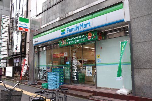 ファミリーマート 秋葉原駅前店の画像