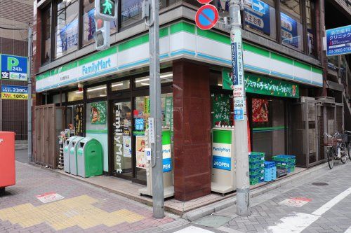 ファミリーマート 浅草橋駅前店の画像