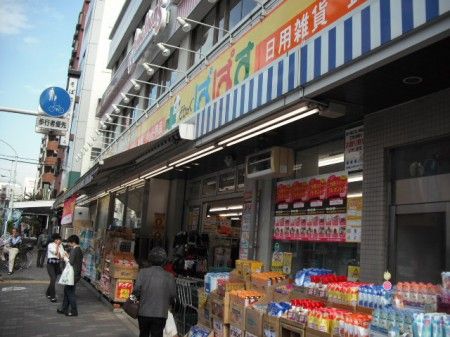 ファミリーマート 駒込霜降橋店の画像