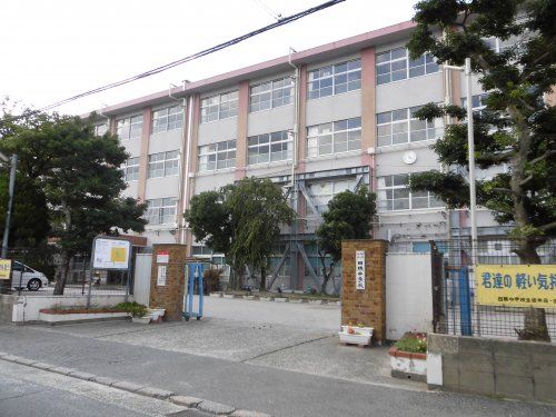 田隈中学校の画像