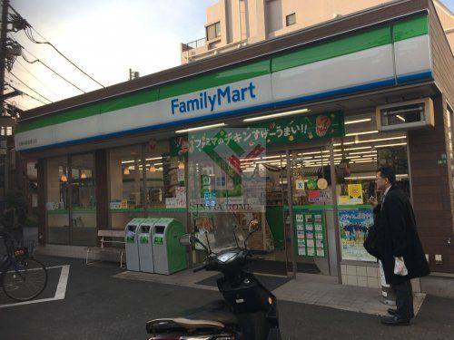 ファミリーマート石神井銀座通り店の画像