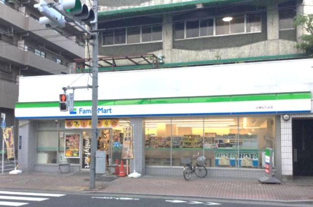 ファミリーマート 台東松が谷店の画像