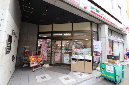 セブンイレブン 台東北上野1丁目店の画像