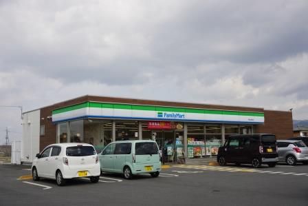 ファミリーマート 天理九条町店の画像