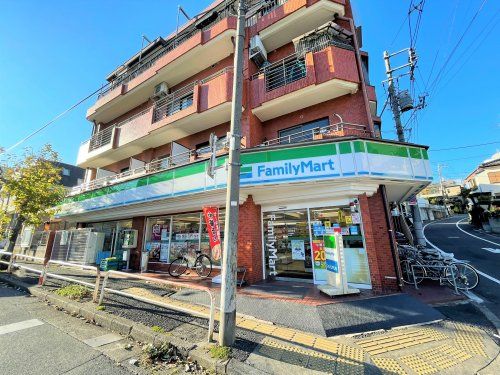 ファミリーマート 板橋四葉店の画像