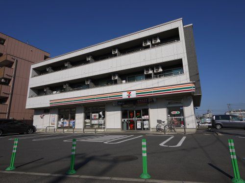 セブンイレブン 京成大久保駅南店の画像