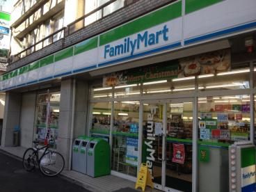 ファミリーマート 下高井戸店の画像