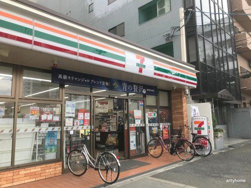 セブン-イレブン大阪東淀川駅前店の画像