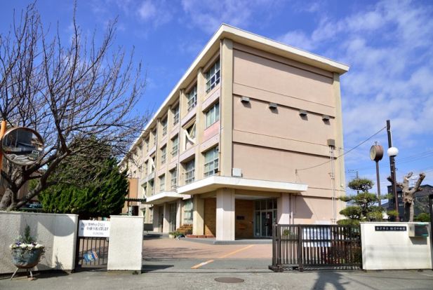 藤沢市立鵠沼中学校の画像