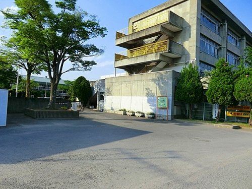 さいたま市立泰平中学校の画像