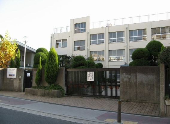 鯰江中学校の画像