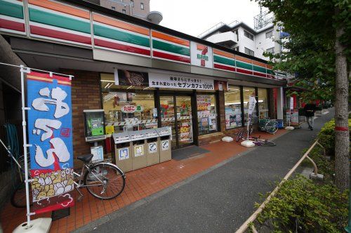 セブンイレブン 練馬旭町店の画像