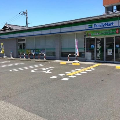 ファミリーマート 高知神田東店の画像