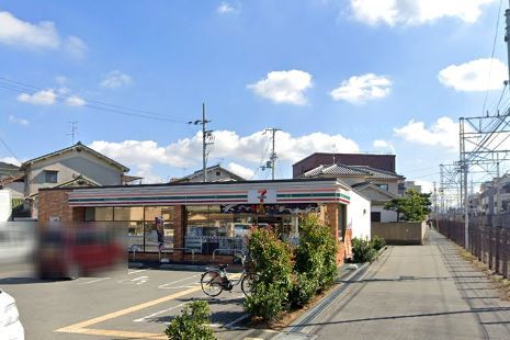 セブンイレブン 初芝駅東店の画像