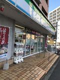 ファミリーマート 新宿弁天町店の画像