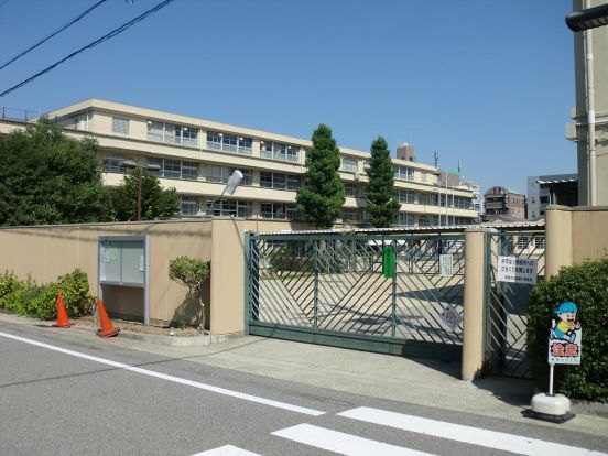 西宮市立　鳴尾小学校の画像