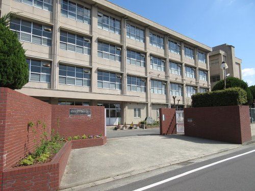 西宮市立深津中学校の画像