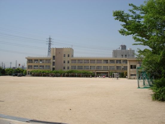 宝塚市立安倉小学校の画像