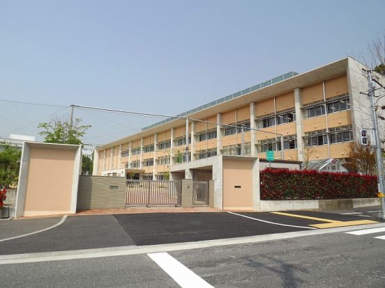 芦屋市立　精道小学校の画像