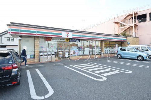セブンイレブン横浜泉上飯田店の画像
