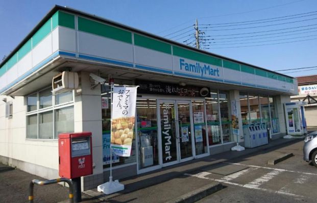 ファミリーマート千代田稲吉店の画像